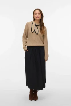 Camisola de laçada com malha