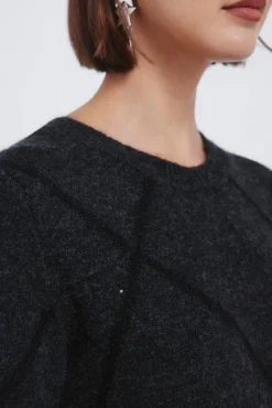 Camisola de lantejoulas com diamantes