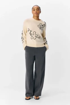 Camisola de malha bordado com flores