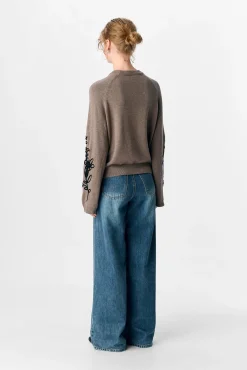 Camisola de malha bordado com flores
