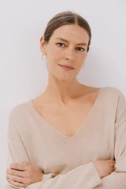Camisola de malha decote bico