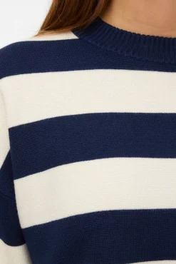 Camisola de malha fina com malha gola redonda