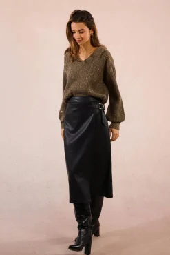 Camisola de manga comprida com detalhe de miçangas