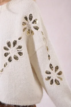 Camisola de manga comprida com detalhe de flor