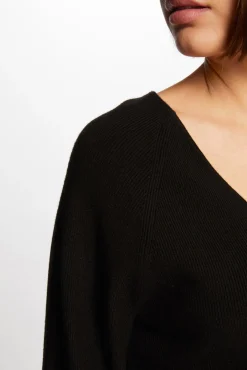 Camisola de manga comprida com decote em V