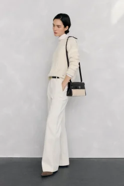 Camisola de oitos com cabo e torcido