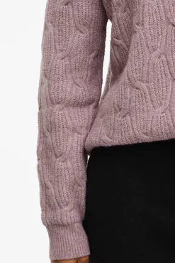 Camisola de oitos com gola redonda