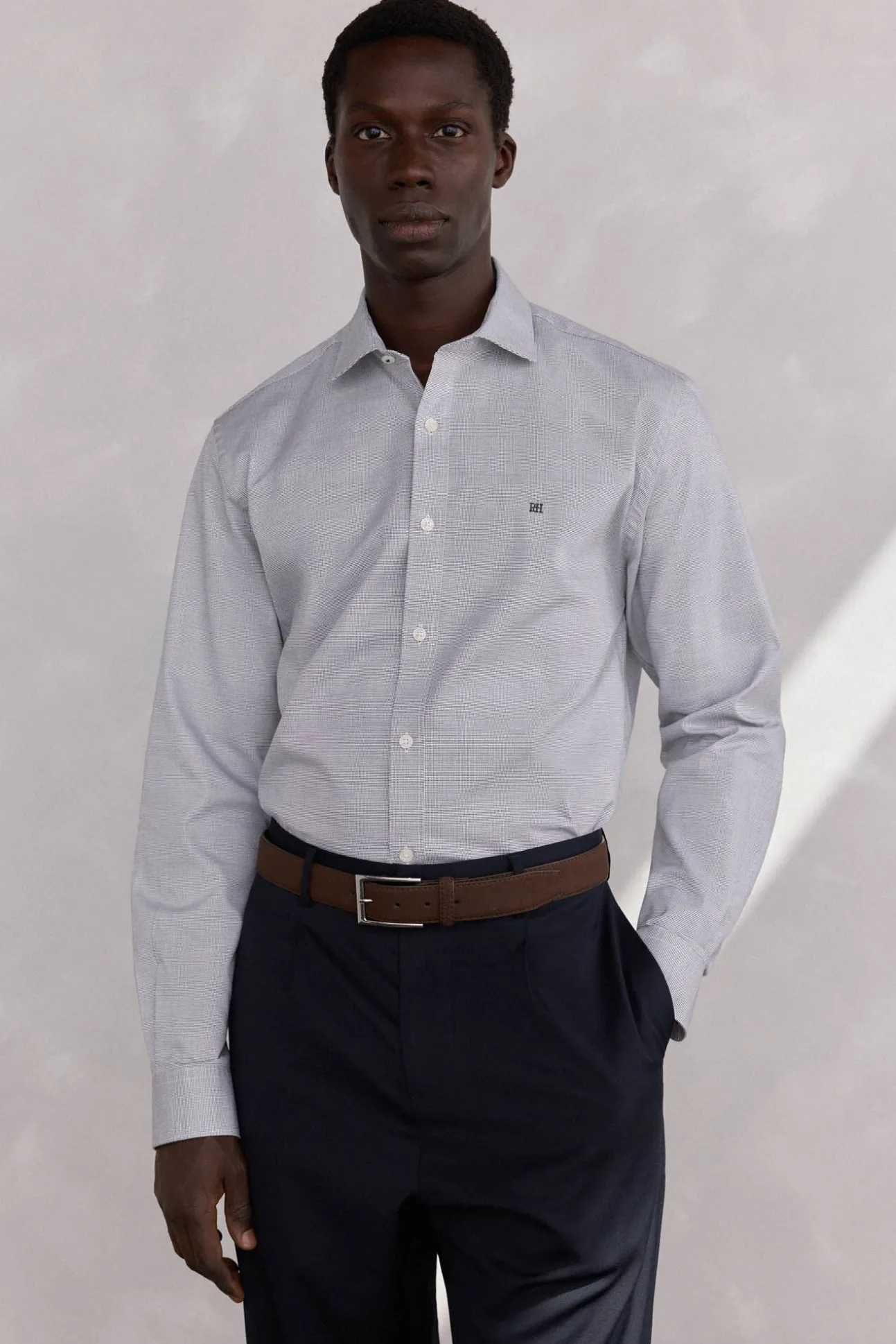 Camisola estruturada fácil de passar + modelagem regular anti-odor