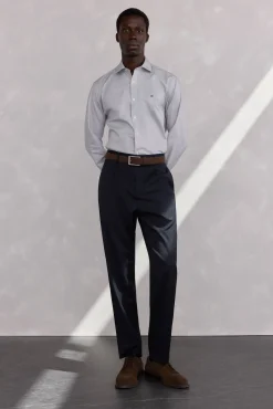 Camisola estruturada fácil de passar + modelagem regular anti-odor