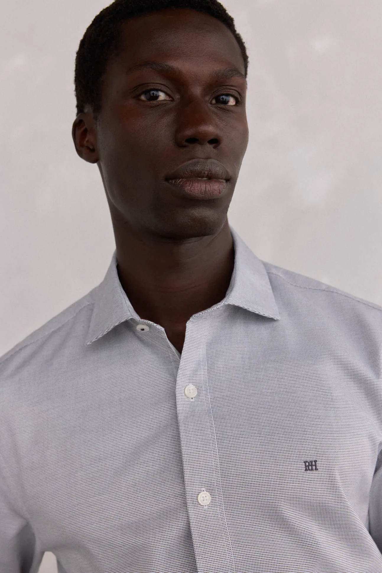 Camisola estruturada fácil de passar + modelagem regular anti-odor