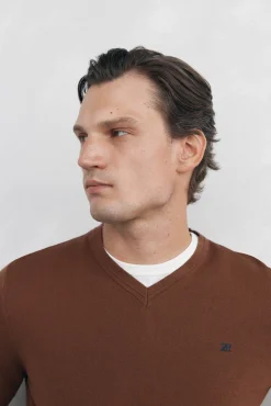 Camisola gola em bico