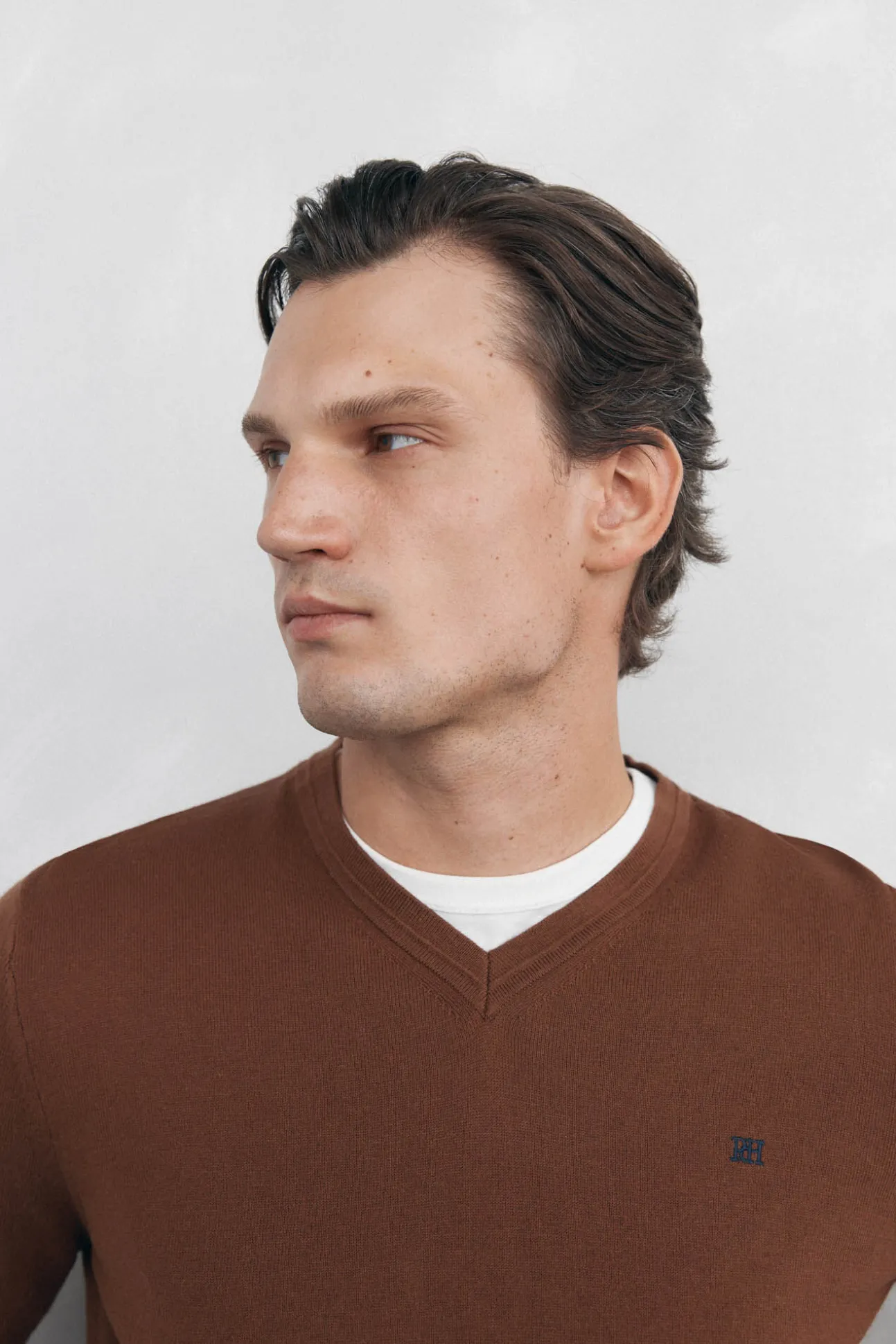 Camisola gola em bico