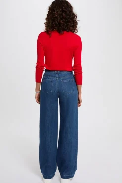 Camisola justo com gola em V