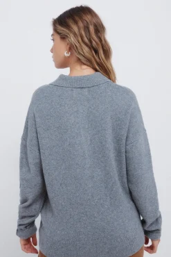 Camisola polo bordada