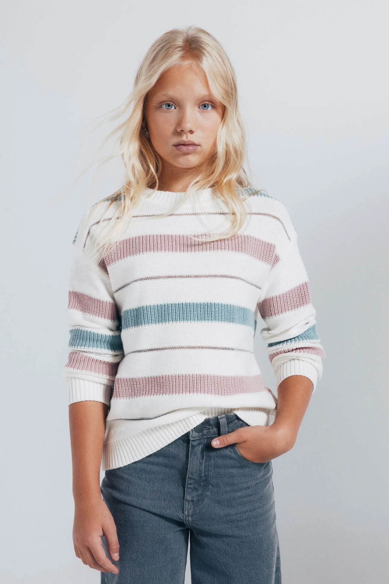 Camisola às riscas para menina