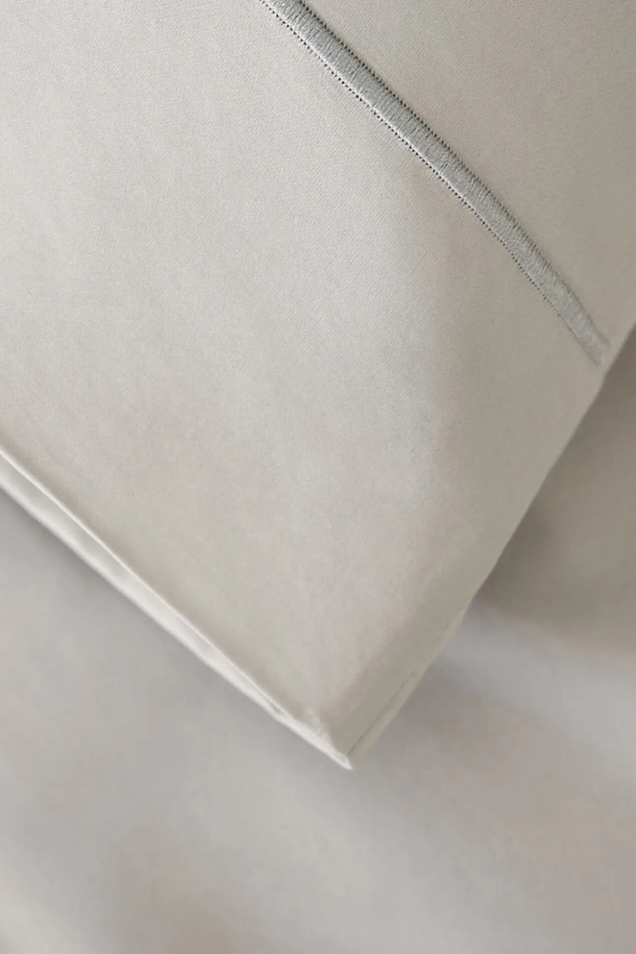 Capa de Travesseiro Regent Cama 180 cm
