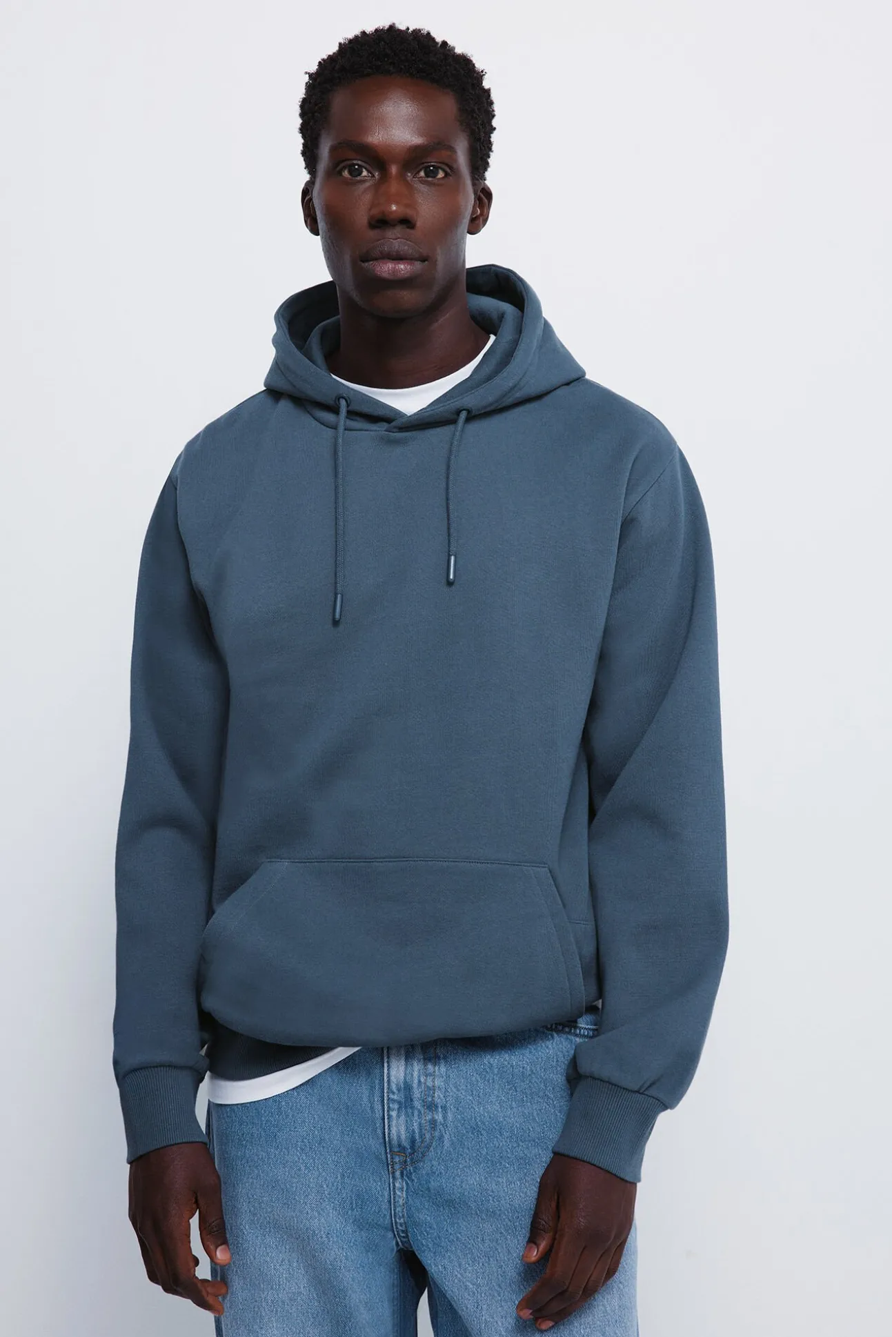 Capuz básico com sweatshirt