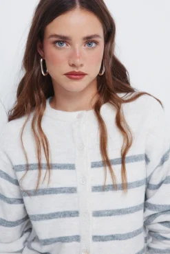 Cardigan com botões de gola redonda