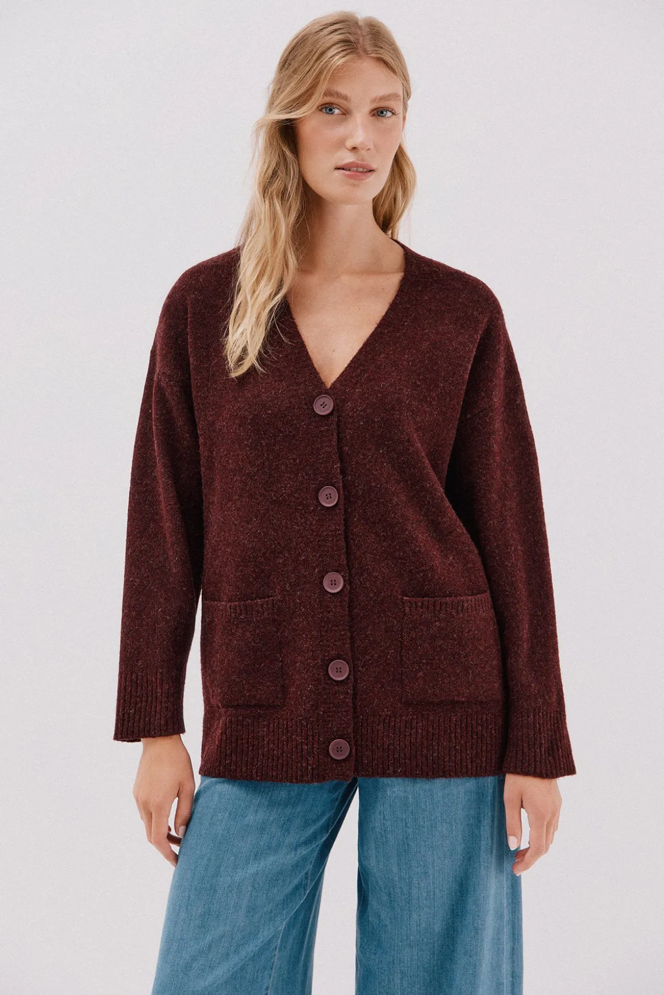 Cardigan longo com bolsos