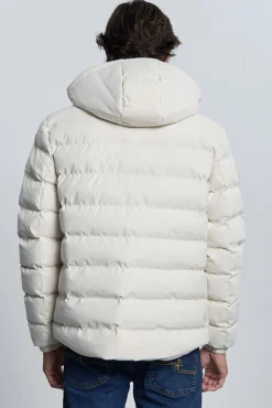 Casaco acolchoada com relevo off-white