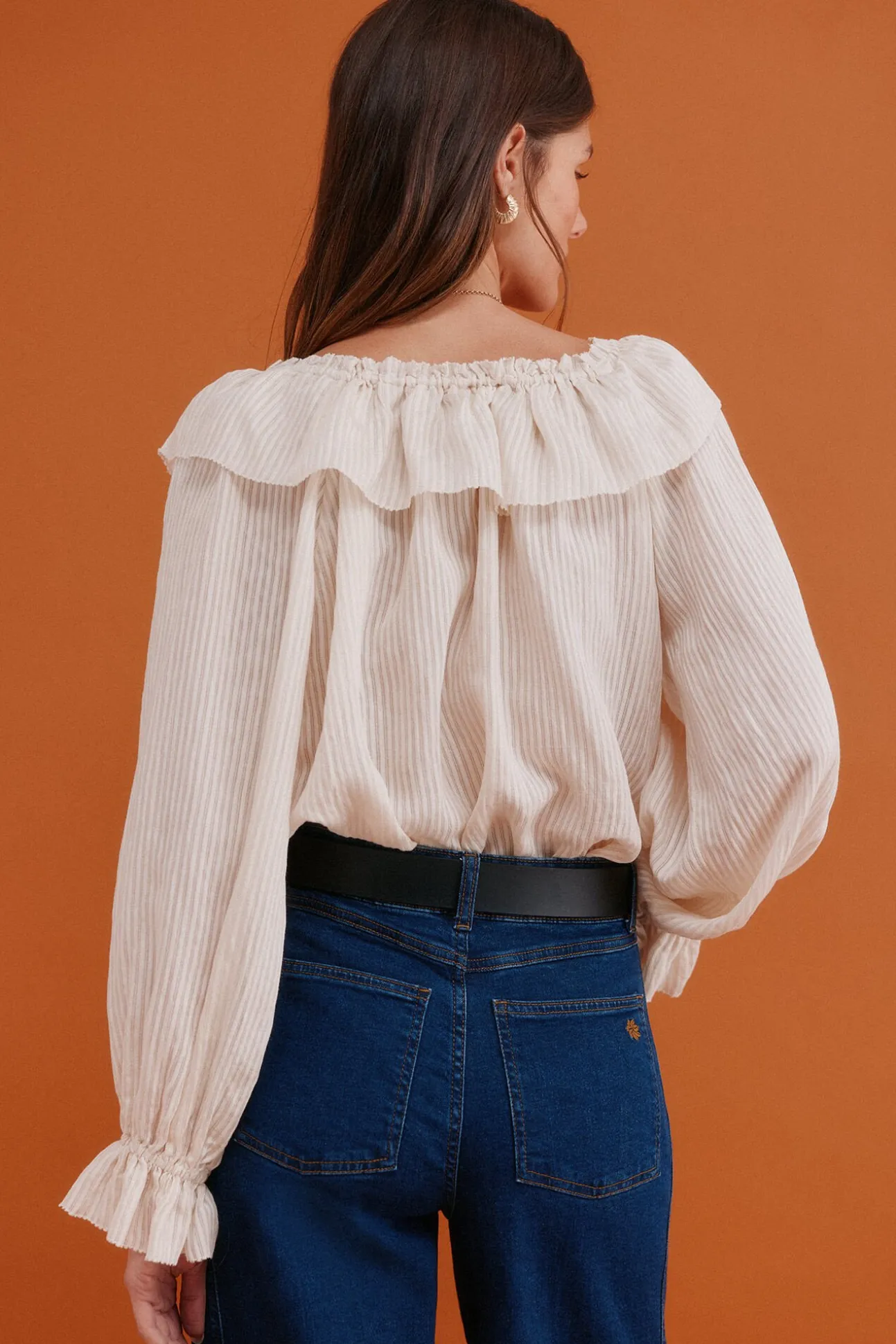 Cassandra. Blusa romântica