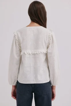 Celia. Blusa romântica