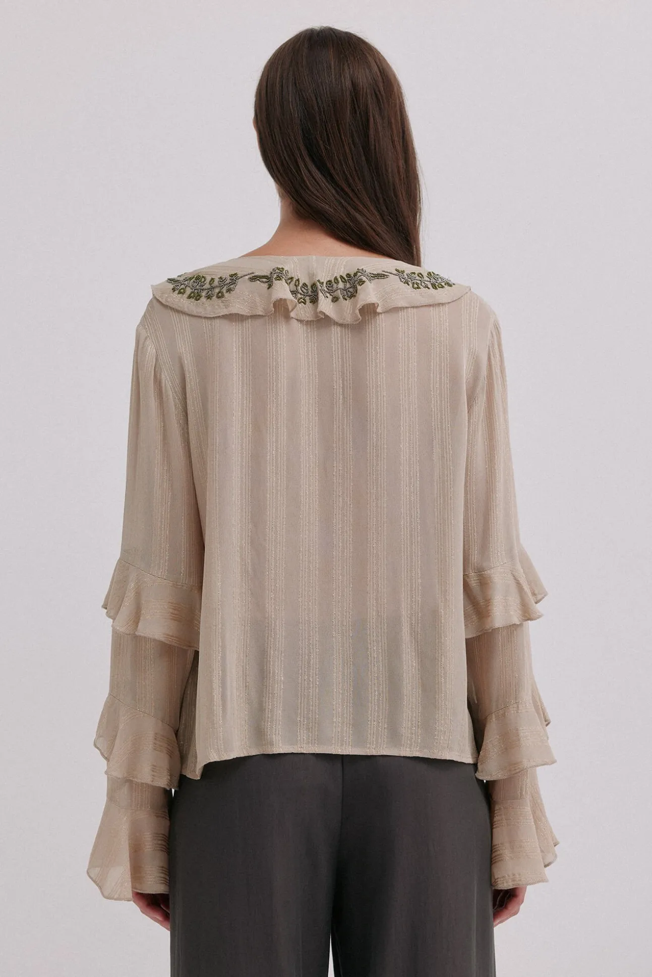 Clotilde. Blusa romântica