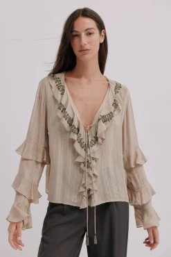 Clotilde. Blusa romântica