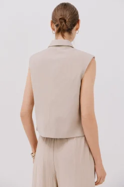 Colete de gola lapela
