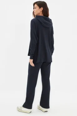 Conjunto de pijama com capuz canelado