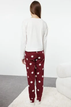 Conjunto de pijama com estampado de estrela vermelha
