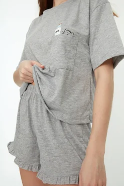Conjunto de pijama curto de algodão cinza com babados