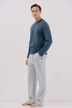Conjunto de pijama malha e tecido