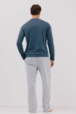 Conjunto de pijama malha e tecido