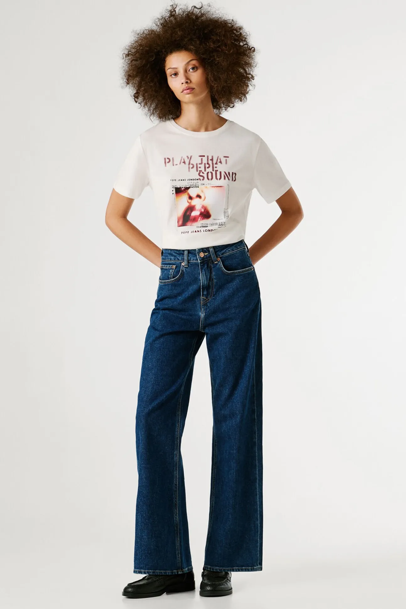 Corte jeans reta de cintura ultra alta