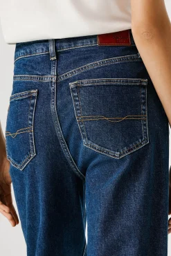 Corte jeans reta de cintura ultra alta