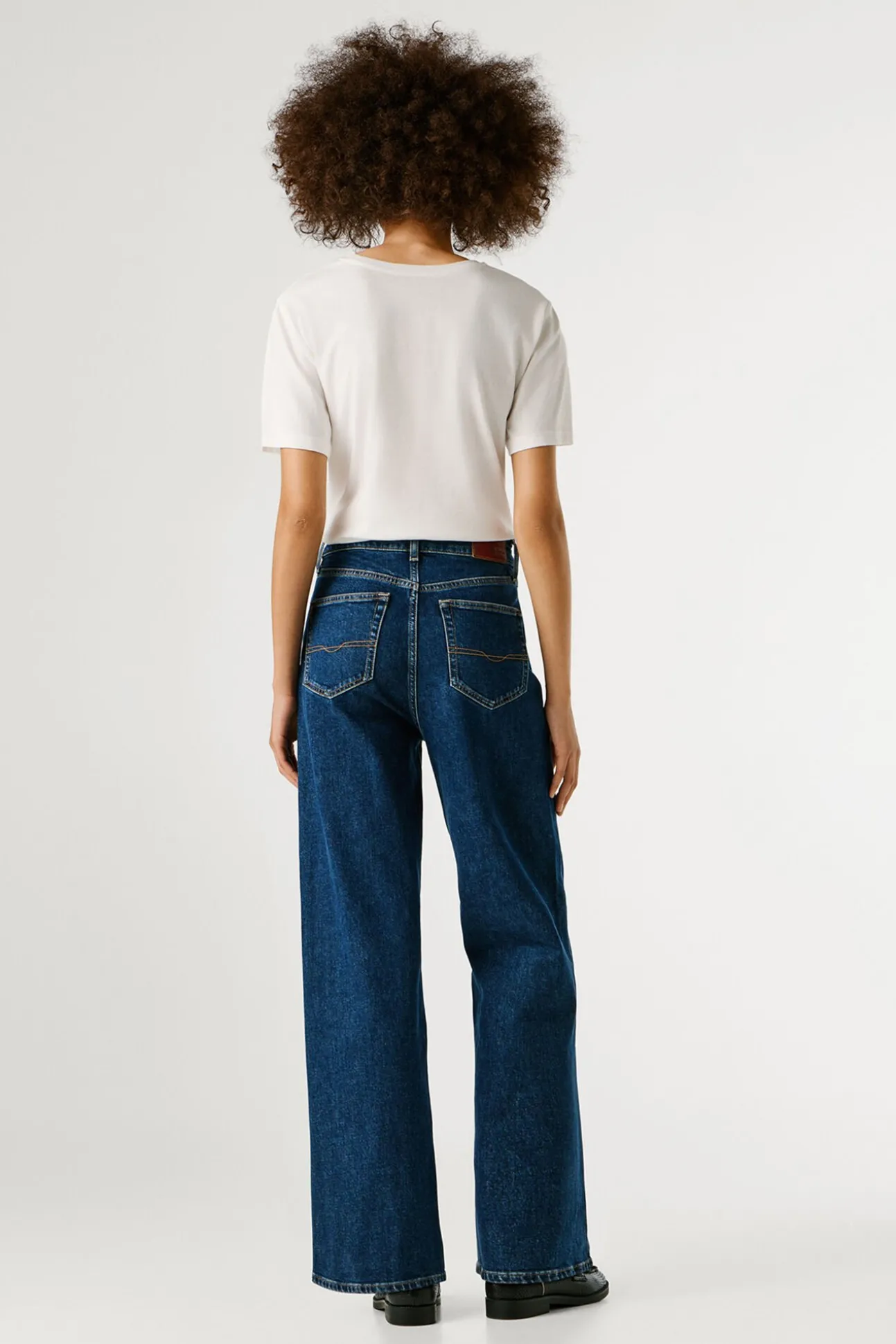 Corte jeans reta de cintura ultra alta
