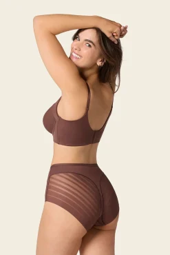 Cueca cinta clássica com controle moderado da barriga e faixas de tule