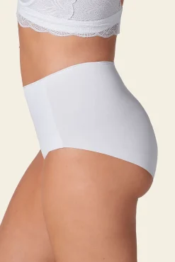 Cueca clássica com efeito invisível e forte compressão no abdômen
