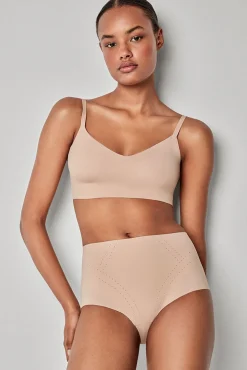 Cueca de alta redução com reforço