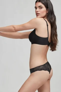 Cuequinha brasileira cortada a laser