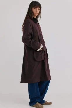 Damaris. Trench com bolsos
