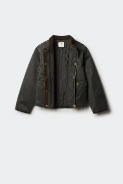 Detalhes do Parka menina