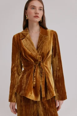 Erin. Blazer com laçada