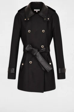 Gabardina com couro sintético