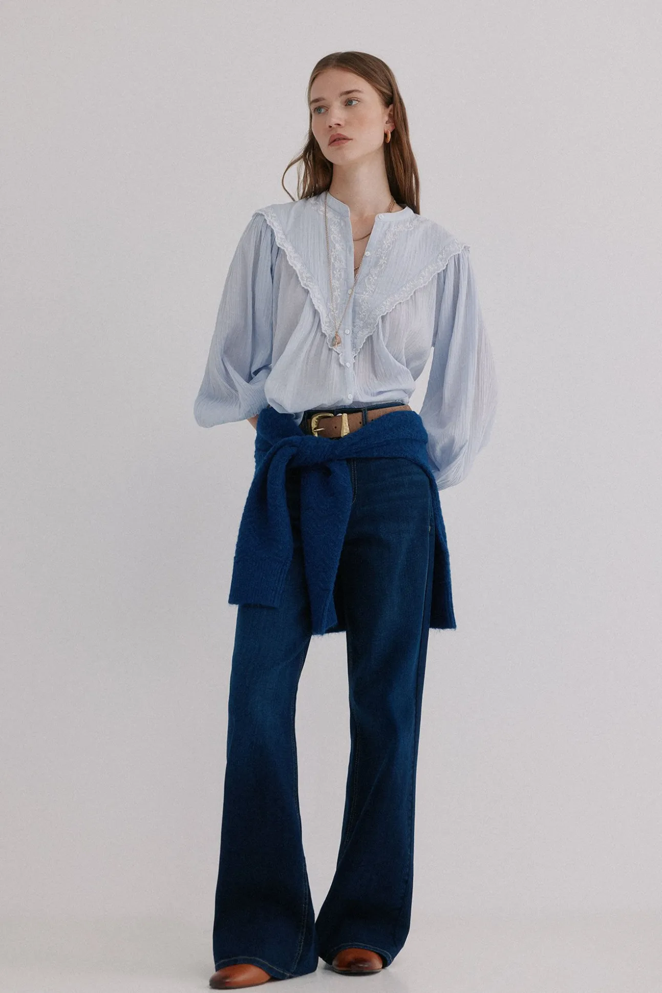 Gael. Blusa bordada