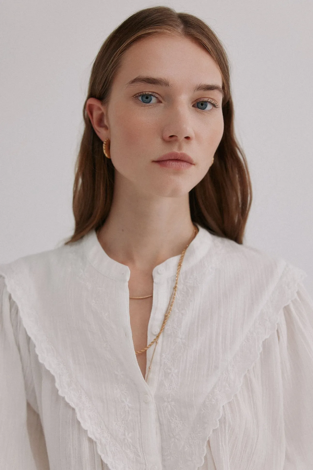 Gael. Blusa bordada