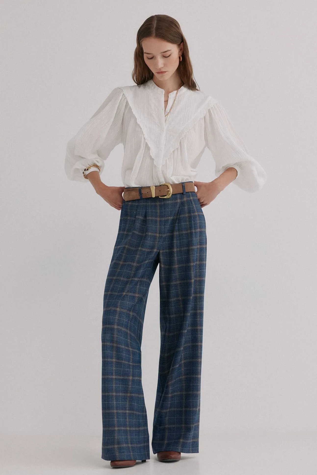 Gael. Blusa bordada