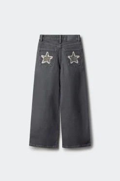 Garota Estrela do Jeans