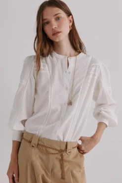 Geneviève. Blusa romântica